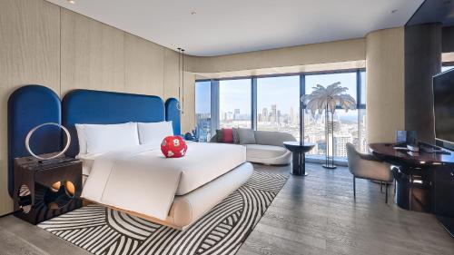 room-image