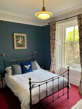 room-image