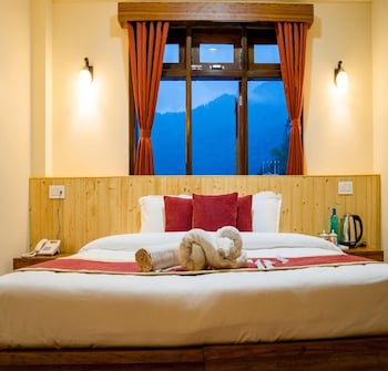 room-image