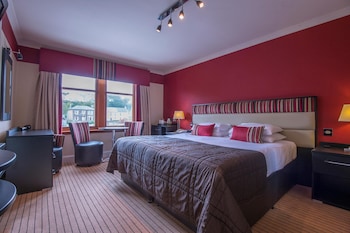 room-image