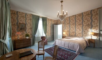 room-image