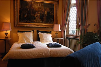 room-image