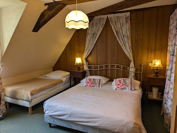 room-image