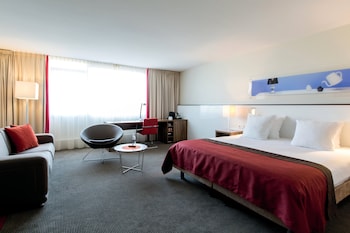 room-image