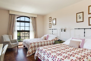 room-image