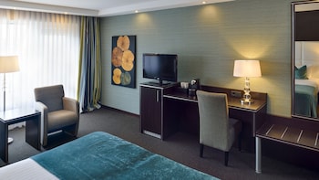 room-image