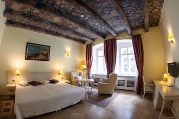 room-image
