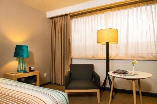 room-image