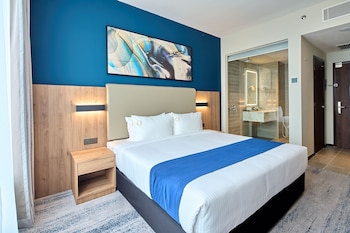 room-image