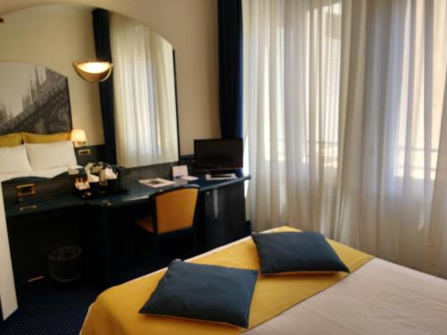 room-image