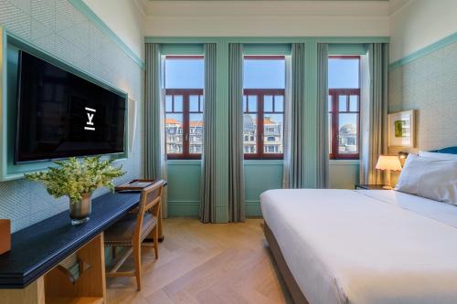room-image