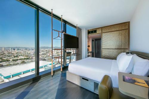 room-image