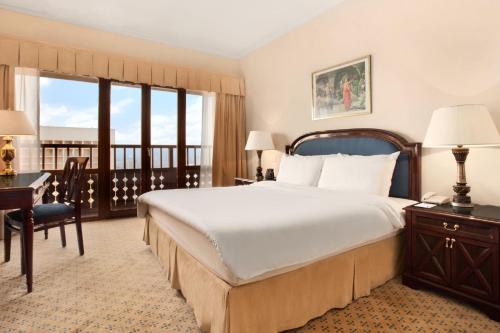 room-image