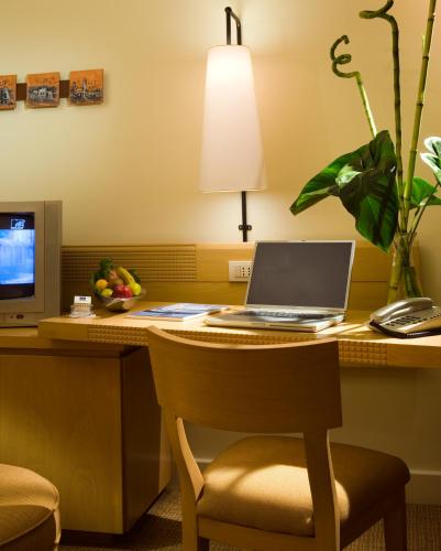 room-image