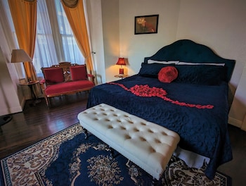room-image