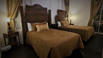 room-image