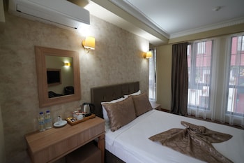 room-image