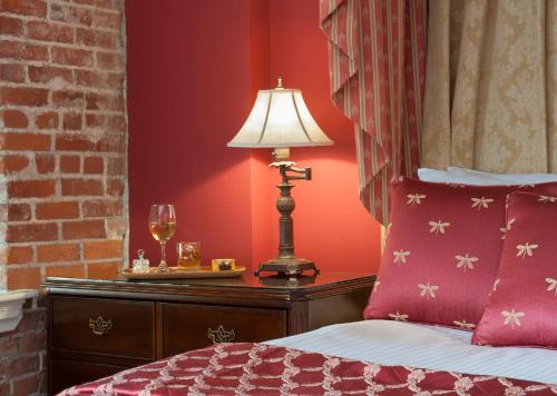 room-image