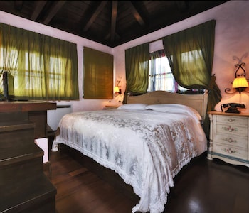 room-image