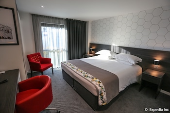room-image