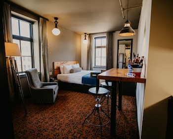 room-image