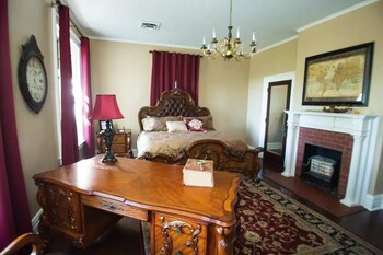 room-image