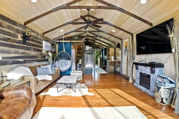 room-image