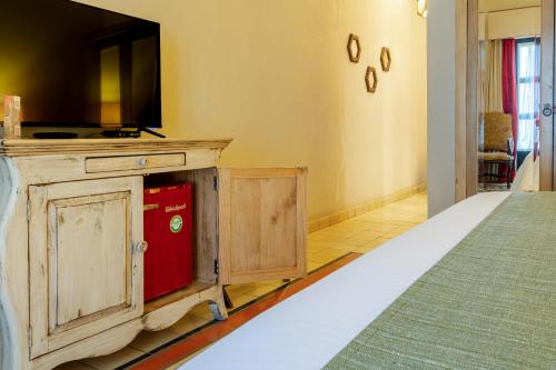 room-image