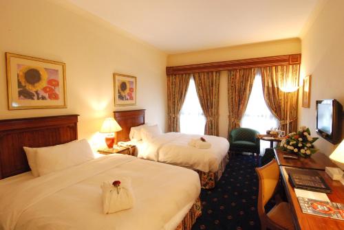 room-image