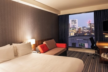 room-image