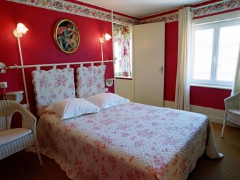 room-image
