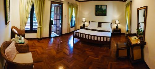 room-image