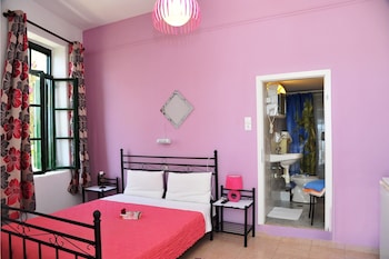 room-image