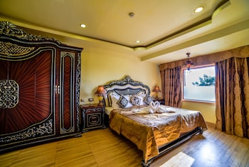 room-image