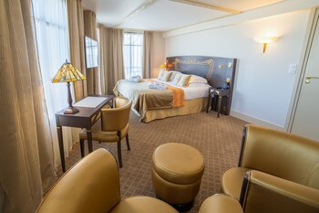 room-image