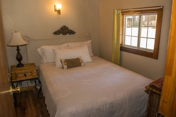 room-image