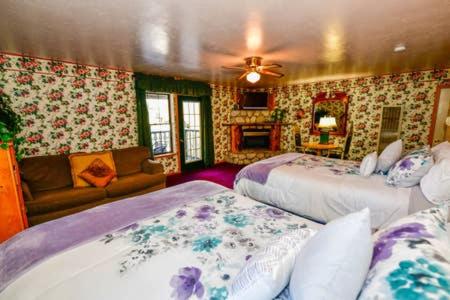room-image