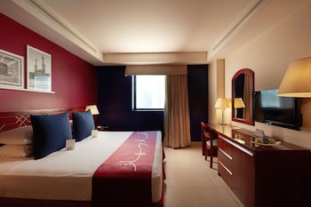 room-image