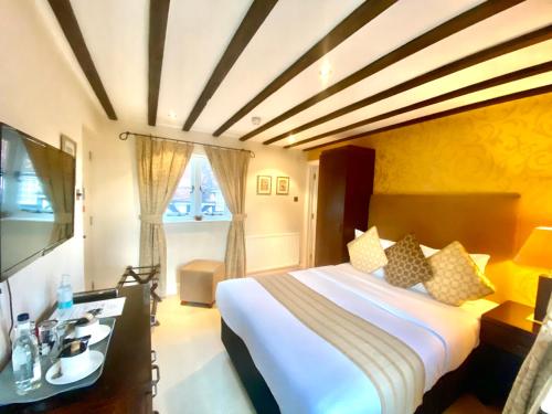 room-image