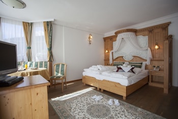 room-image