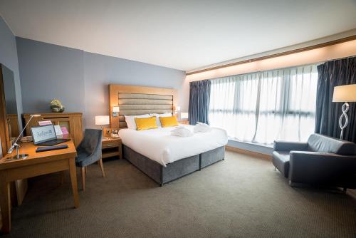 room-image