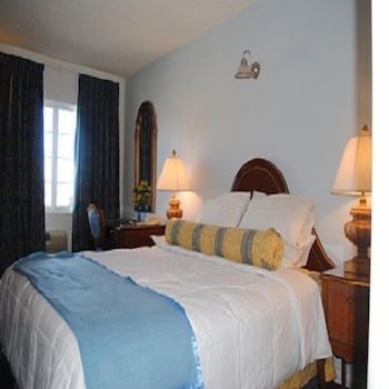 room-image