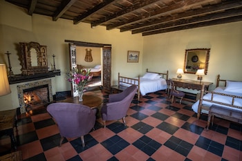 room-image