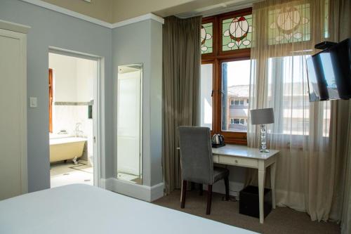 room-image