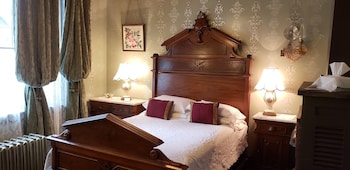 room-image