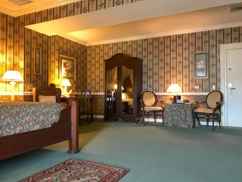 room-image