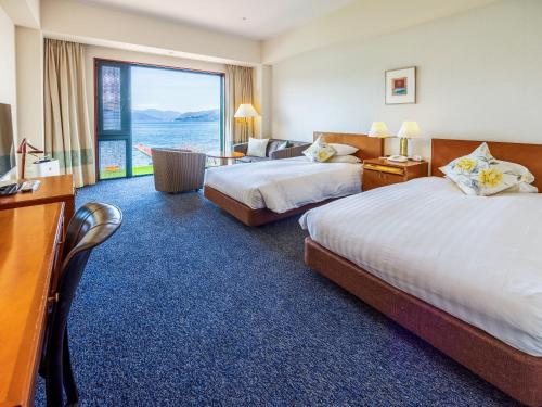 room-image