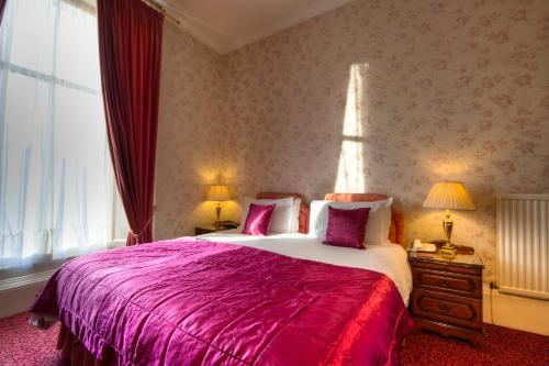 room-image