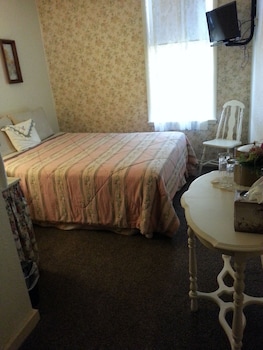 room-image