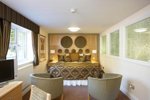 room-image